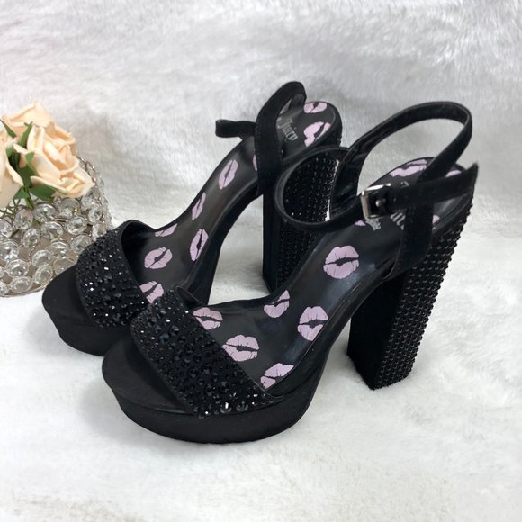 Juicy Couture Shoes - JUICE COUTURE HEEL BLACK SANDALS SIZE 6.5 M